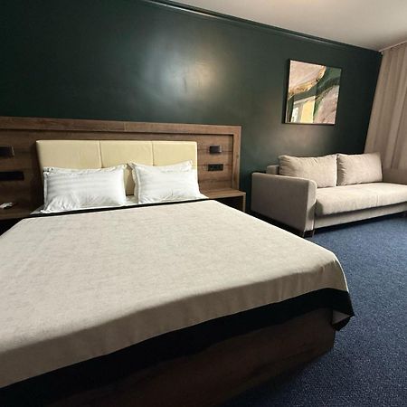 Ulpan Mini Hotel อัสตานา ภายนอก รูปภาพ