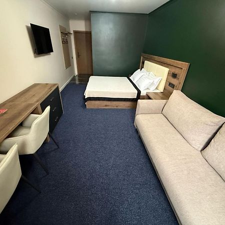 Ulpan Mini Hotel อัสตานา ภายนอก รูปภาพ
