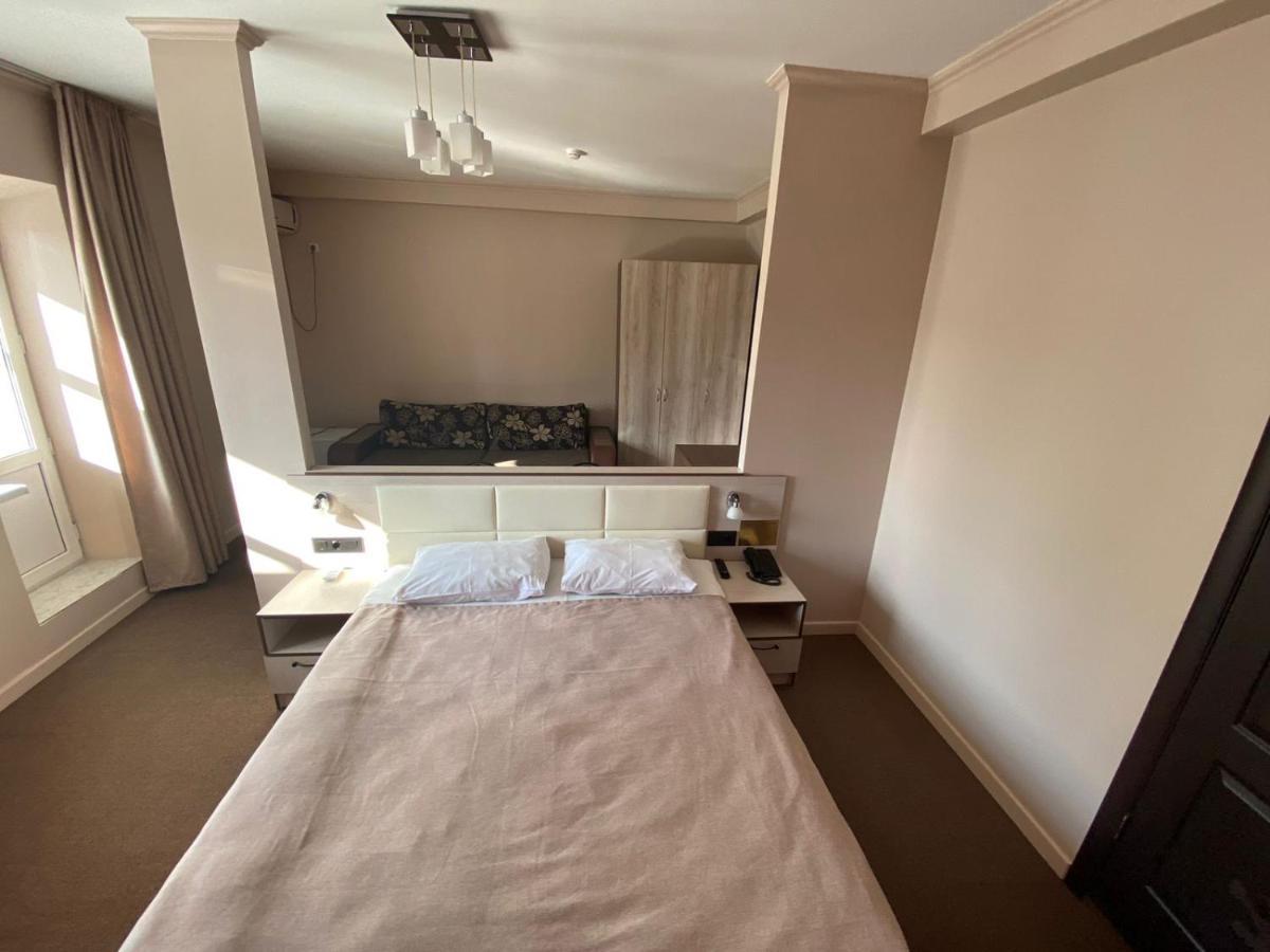 Ulpan Mini Hotel อัสตานา ภายนอก รูปภาพ