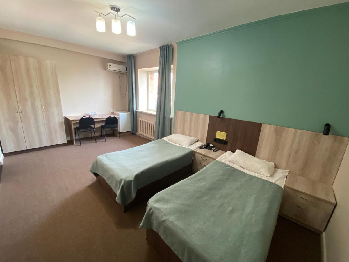 Ulpan Mini Hotel อัสตานา ภายนอก รูปภาพ