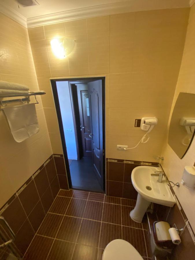 Ulpan Mini Hotel อัสตานา ภายนอก รูปภาพ