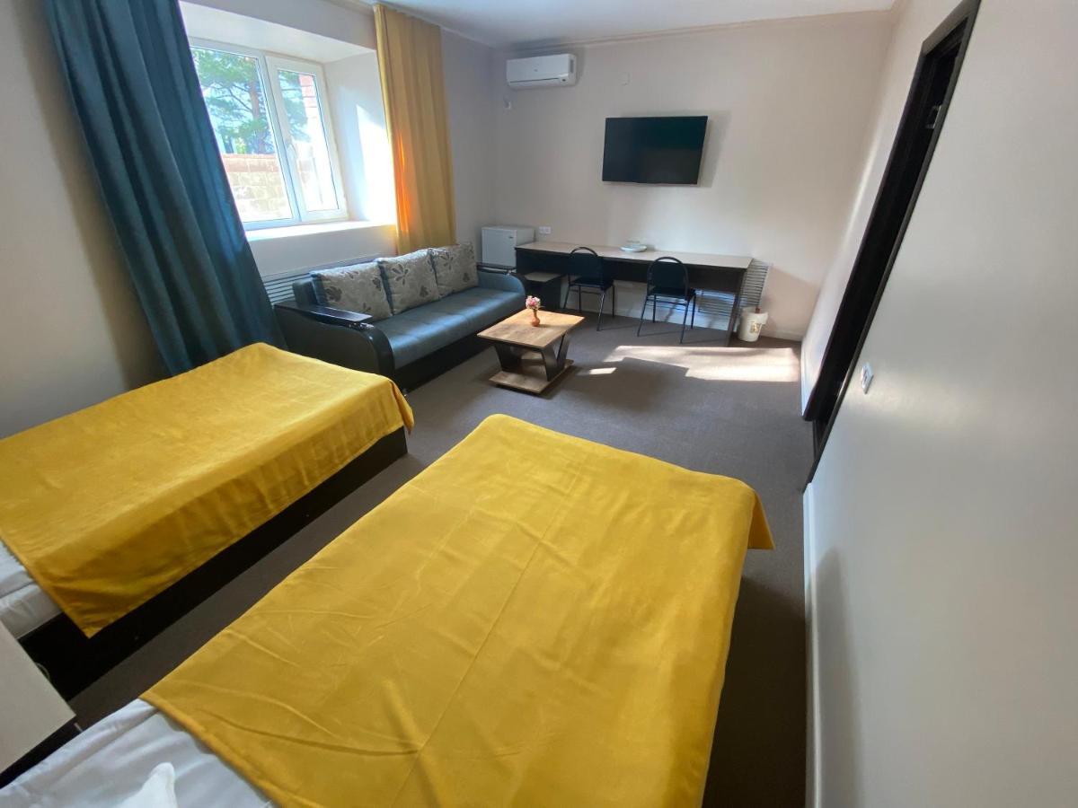 Ulpan Mini Hotel อัสตานา ภายนอก รูปภาพ