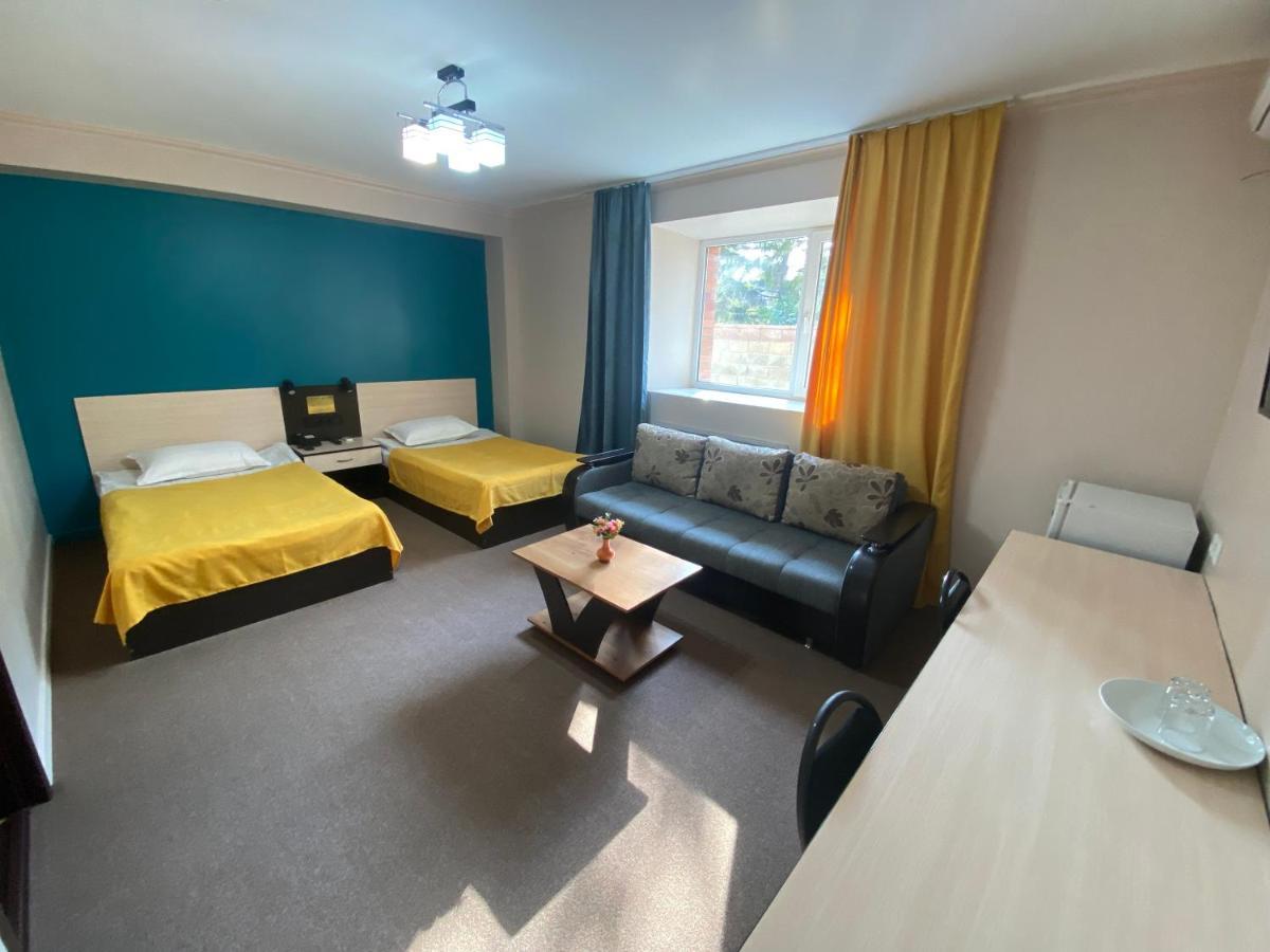 Ulpan Mini Hotel อัสตานา ภายนอก รูปภาพ