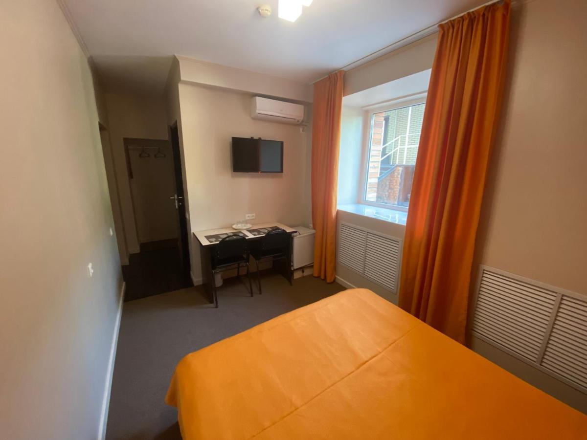 Ulpan Mini Hotel อัสตานา ภายนอก รูปภาพ